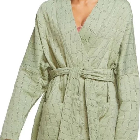 Nike Plus Jacket 💚 - Picture 8 of 12